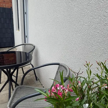 Gemuetliches 3 Mit Sonniger Terrasse - Schuster Homes - Lägenhet Vechelde